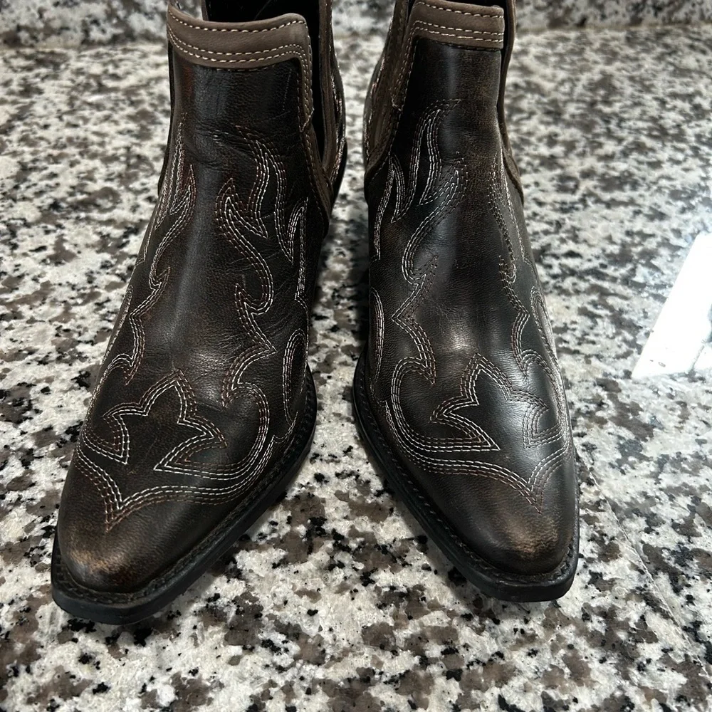 Myra Emmie Faye Stitched Ankle Boot Sz 7
